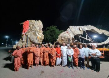 ‘કિંગ ઓફ સાળંગપુર’: હનુમાનજીની પ્રતિમાના વિશાળ મુખારવિંદનું આગમન