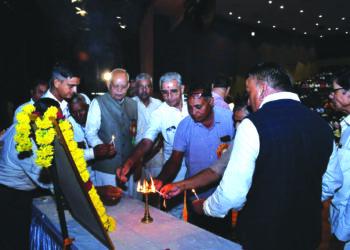 ભાવનગરમા સાત ગોળ પ્રજાપતિ એક મંચ પરઃ સમાજને સંગઠીત સાથે શિક્ષિત થવા ભાર મુકાયો