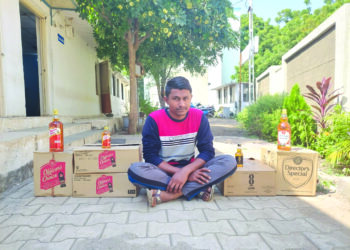 ક. પરામાં સસરાના મકાનમાં દારૂ વેચતા જમાઇ ઝડપાયો