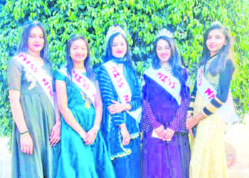 મિસ એન.એમ.સી. ડે ઉજવતી કોલેજ કન્યાઓ