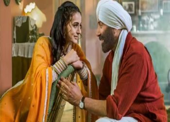 Gadar 2 Tara Sakina Troll: આખરે આ વીડિયોમાં એવું શું છે જેના માટે તારા-સકીનાને ટ્રોલ કરવામાં આવી રહી છે? ગુસ્સે થયેલા યુઝર્સ ‘દાદા દાદી’ કહી રહ્યા છે