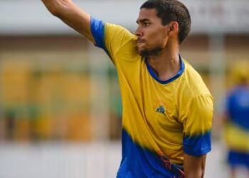 આઇપીએલ 2023ઃ મુકેશના બદલે ચેન્નઇ સુપર કિંગ્સમાં આકાશ સિંહને સામેલ કરાયો