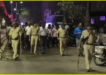 વડોદરામાં હવે બુલડોઝર ચાલશે: આખી રાત પોલીસ દરોડા, 22 ઝબ્બે