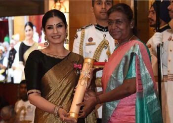 નાટુ નાટુ સંગીતકાર એમએમ કીરાવાણી પદ્મશ્રીથી સન્માનિત, રાષ્ટ્રપતિએ રવીના ટંડનને પણ એવોર્ડ આપ્યો….