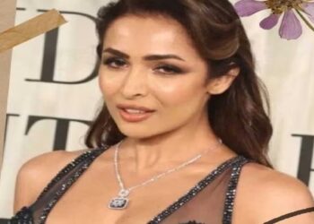 Malaika Arora: બ્લેક ડ્રેસમાં ક્યારેક બતાવી પોતાની અદા તો ક્યારેક કર્વી ફિગર, 49 વર્ષની ઉંમરે પણ સ્ટાઈલથી ચાહકોના દિલ ધડક્યા!