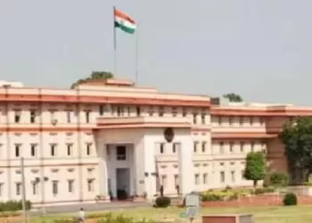 ગેહલોત સરકારે એક સાથે 74 આઇએએસની કરી બદલી
