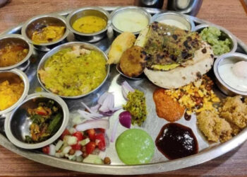 ભોજનની થાળી પર મોંઘવારીનો માર… જાણો એક વર્ષમાં કેટલો વધી ગયો ભાવ?