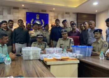 ગાંધીધામની આંગડિયા પેઢીમાં થયેલી 1.05 કરોડની લૂંટનો ભેદ ઉકેલાયો