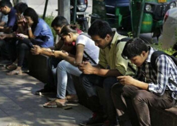 2027માં ભારત સૌથી વધુ ઈન્ટરનેટ વપરાશકારોનો દેશ બની જશે