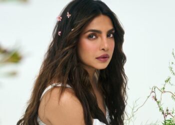 ‘હું મારા સાથીઓ સાથે ઉભી છું’, હોલીવુડ લેખકોની હડતાળને દેશી ગર્લનું સમર્થન