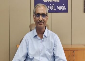 આણંદ કલેક્ટર સસ્પેન્ડ મુદ્દે  CMOમાંથી ગઢવી અને GAS વ્ચાસનો તમામ સ્ટાફ છુટો કરી દેવાયો