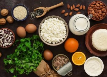 હાડકાંમાંથી આવે છે કટ-કટ અવાજ, તો આજે જ શરૂ કરો આ 5 વસ્તુઓ ખાવાનું, બની જશે લોખંડ જેવા મજબૂત