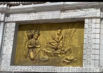 હનુમાનજીને સહજાનંદ સ્વામીના દાસ દર્શાવાતા વિવાદઃ તાબડતોબ ભીતચિત્રો ઢાંકી દેવાયા
