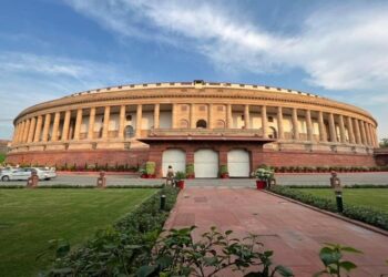 સંસદના બંને ગૃહના યુનિફોર્મ બદલાશે! નવા યુનિફોર્મમાં હશે ‘ભારતીયતા’નો સ્પર્શ