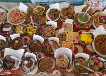 ‘‘પોષણ માસની ઉજવણી’’ અંતર્ગત રાજકોટના સરધાર ગામે પોષણયુક્ત વાનગીઓનું નિદર્શન થયું
