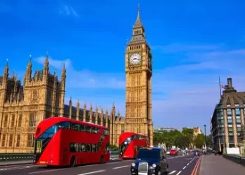 બ્રિટનના વિઝિટર અને સ્ટુડન્ટ વિઝાની ફીમાં તોતિંગ વધારો